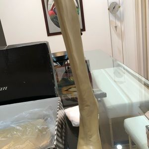 Delman  brand new leather boots sz6.5  , 4.5” heels